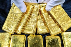 Giá vàng tăng mạnh 21/5 do sự suy yếu của đồng USD