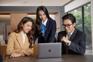 Khuyến Khích Sử Dụng Điện Tiết Kiệm tại Các Cơ Quan Công Sở